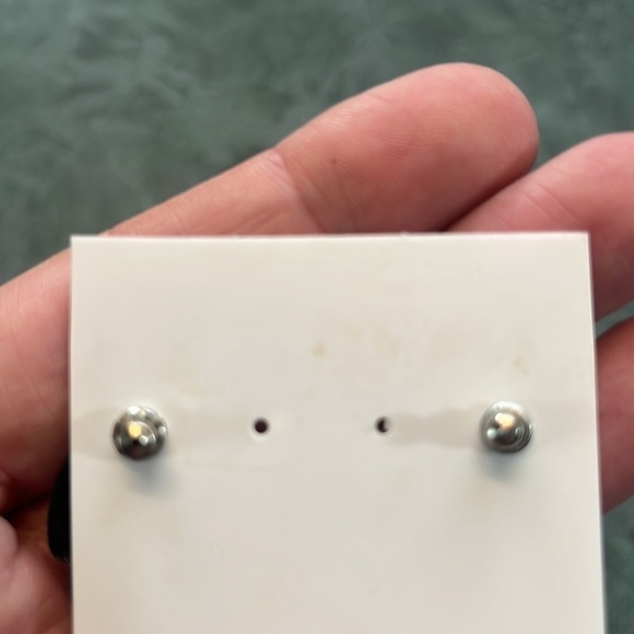 Vintage Earrings - Picture 3 of 4